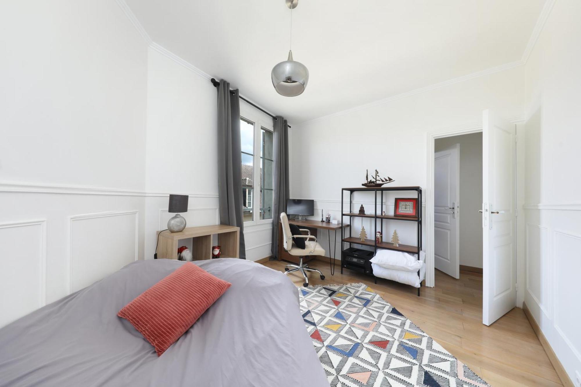 Charmant Appartement Dans Le Centre Ville, A 2 Minutes Du Palais Compiègne Exterior foto